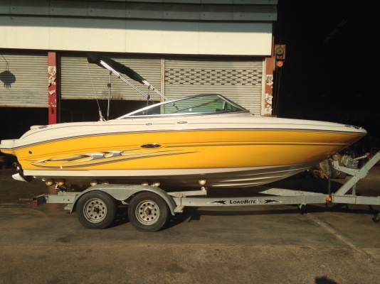 ขายด่วน เรือ sea ray 200 select สภาพสวยมาก