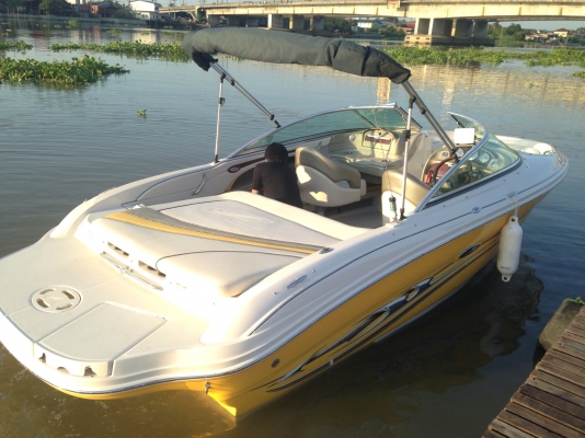 ขายด่วน เรือ sea ray 200 select สภาพสวยมาก