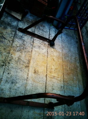 โรลบาจิ๊ปมิตซู J53 และฝากระโปรง