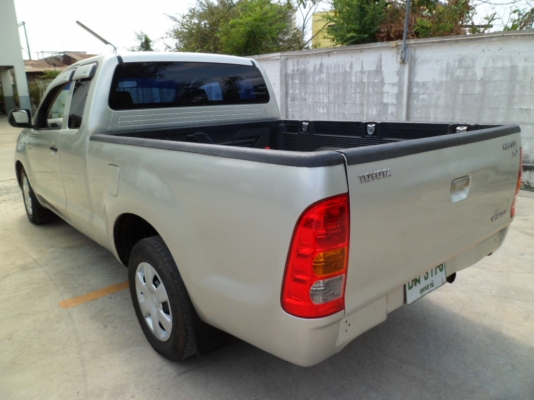 โตโยต้า วีโก้ สีเทา ปี2005 เครื่อง2500