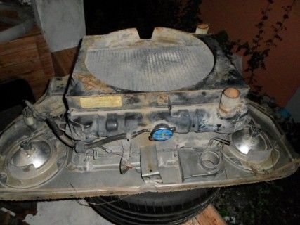 กระจังหน้าติดหม้อน้ำ เครืองดีเซล 4dr5 ไฟ แตร ครบทุกอย่าง