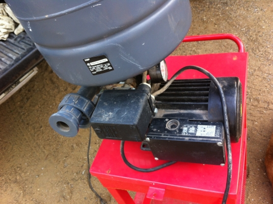 โต็ะเก็บเครื่องมือช่าง เครื่องมือต่างๆในการทำงาน มี 3 ชั้น ด้านบนแบ่งเป็นช่องๆมีฝาปิด ( เหลือ 3 ตัว) โต็ะเก็บเครื่องมือช่าง เครื่องมือต่างๆในการทำงาน มี 3 ชั้น ด้านบนแบ่งเป็นช่องๆมีฝาปิด ( เหลือ 3 ตัว)