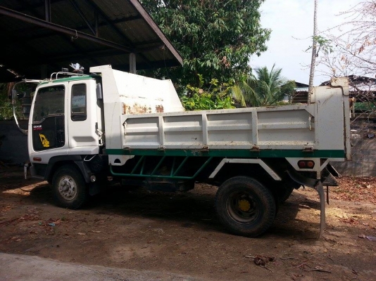 ขาย6ล้อ ดั้มISUZU DECA 195แรง ปี54 พ.เพาเวอร์ เบรกทิฟฟี่ เครื่องดี คัชซีสวย ยางดี ภายในสวย พร้อมเครื่องเสียงชุดใหญ่ แอร์เย็น สภาพพร้อมใช้งาน เอกสารพร้อมโอน จัดไฟแนนซ์ได้ เงื่อนไขง่ายๆวันเดียวรับรถ สนใจโทร 090-8588220คุณนะ 093-3258446คุณบิวตี้ ID:narong498