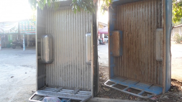 ขาย กระบะเลส nissun 5ขอ สภาพสวย sd 23 ขายสีฟ้าไปแล้วเหลือแค่สีดำครับ