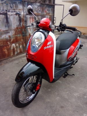 Honda Scoopy-i สีแดง-ดำ ลายแอคทีฟบอย สวยๆประหยัดน้ำมัน ราคาถูก ตจว ส่งได้ครับ