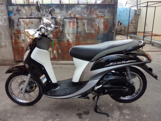 Fino FI Premium (Classic) รถปลายปี56 หัวฉีดประหยัดน้ำมัน ราคาถูกครับ