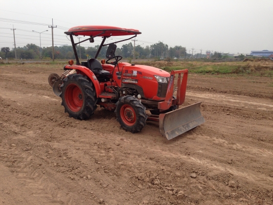 รถไถ KUBOTA L3608 มีภาพวีดีโอ อายุการใช้งาน พร้อมอุปกรณ์ 3 รายการ ผานดันหน้า โรตารี ผาน 5 เครื่ิองดี รถไถ KUBOTA L3608 มีภาพวีดีโอ อายุการใช้งาน พร้อมอุปกรณ์ 3 รายการ ผานดันหน้า โรตารี ผาน 5 เครื่ิองดี