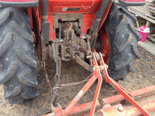 รถไถ KUBOTA L3608 มีภาพวีดีโอ อายุการใช้งาน พร้อมอุปกรณ์ 3 รายการ ผานดันหน้า โรตารี ผาน 5 เครื่ิองดี