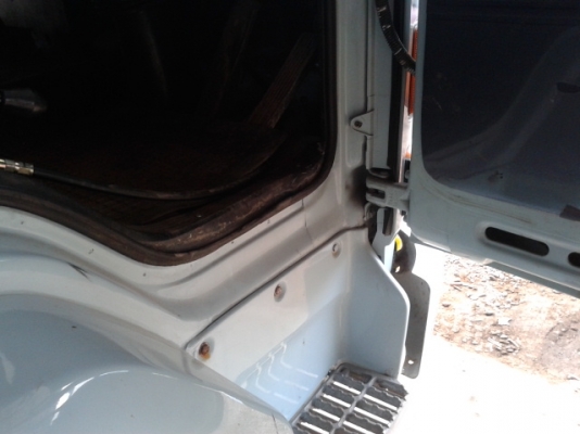 6 ล้ออีซูสุ พื้นเรียบ 195 แรงม้า. ยาว 6 .20 ม. ติดเครน 3 ตัน ยูนิต พร้อมใช้งาน .. 6 ล้ออีซูสุ พื้นเรียบ 195 แรงม้า. ยาว 6 .20 ม. ติดเครน 3 ตัน ยูนิต พร้อมใช้งาน ..