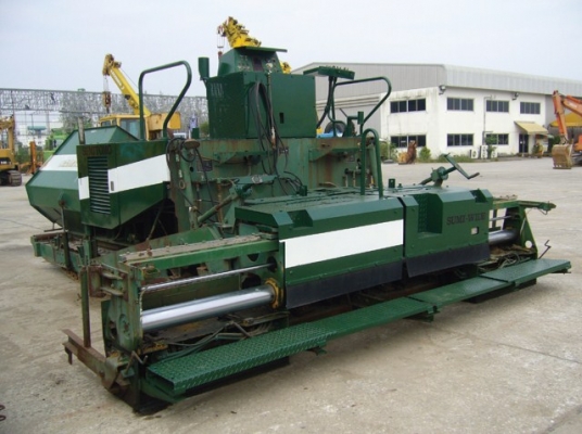 COMBO ชุดที่ 1 ลดกันไปสุดๆๆ ขายควบกันไปเลย รถปูยาง SUMITOMO พร้อมรถบดสั่นสะเทือน TADEM ROLLER