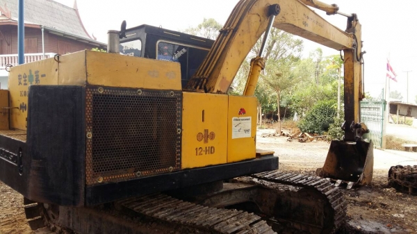 ขายkomatsu 12HDเครื่องเดิม ปั้มเดิม แอร์ ช่วงล่างดีพร้อมใช้ ขายkomatsu 12HDเครื่องเดิม ปั้มเดิม แอร์ ช่วงล่างดีพร้อมใช้