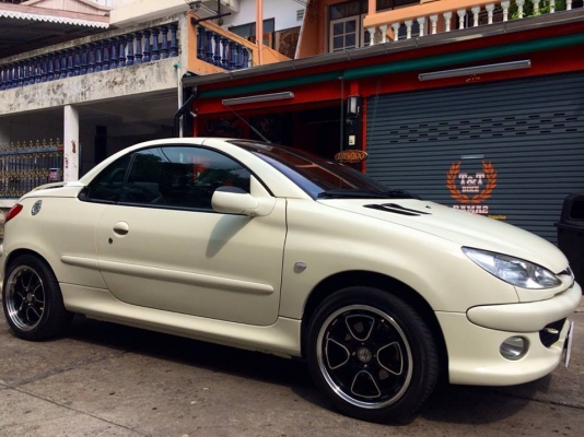 PEUGEOT206 เปิดประทุนไฟฟ้าภายใน15วินาที ที่ปัดน้ำฝนและไฟหน้าAUTO ปี03