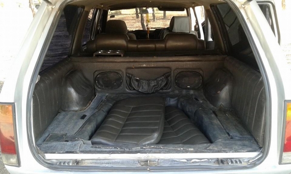 ขายถูก นิสสันบิ๊กเอ็ม 4ประตูแวน ฝาแดงแน่นๆ 78,000 ขายถูก นิสสันบิ๊กเอ็ม 4ประตูแวน ฝาแดงแน่นๆ 78,000