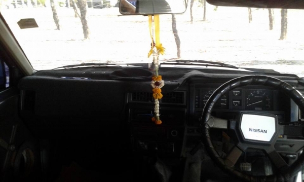 ขายถูก นิสสันบิ๊กเอ็ม 4ประตูแวน ฝาแดงแน่นๆ 78,000 ขายถูก นิสสันบิ๊กเอ็ม 4ประตูแวน ฝาแดงแน่นๆ 78,000