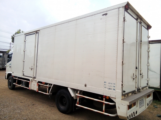 6 ล้อกลาง  *Euro.3*  HINO *ซีรีย์500*  FC9J  175 แรงม้า *คอมมอนเรว*  *ยาว 6.50 ม.*  รถสวยเดิม+สวยจริง * รถห้างแท้ * มีเล่มพร้อม*