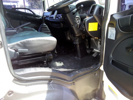 6 ล้อกลาง  *Euro.3*  HINO *ซีรีย์500*  FC9J  175 แรงม้า *คอมมอนเรว*  *ยาว 6.50 ม.*  รถสวยเดิม+สวยจริง * รถห้างแท้ * มีเล่มพร้อม*