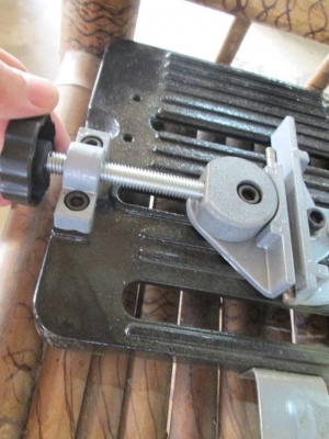 แท่นจับหินเจียร lerom ts125/115 แท่นจับหินเจียร lerom ts125/115