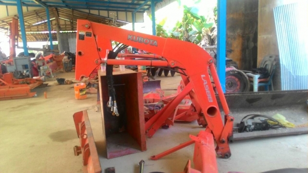 ขายอุปกรณ์ต่อพ่วงรถไถมือสองทุกรุ่นทุกยี่ห้อ มีทั้งKUBOTA และ YANMAR มีอุปกรณ์ครบทุกอย่างมีทั้งผานบุกเบิก,ผานขุนมัน,โรตารี่,บุงกี๋ตักรถไถและอุปกรณ์ต่อพ่วงทางการเกษตรทุกอย่างมีครบ ราคาถูก