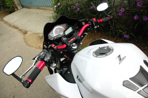 ขาย Kawasaki Z250 ปี 2013 ของแต่งเต็ม เอกสารพร้อมโอน