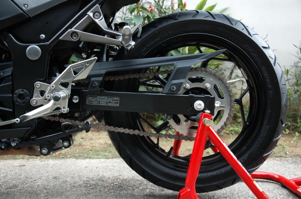 ขาย Kawasaki Z250 ปี 2013 ของแต่งเต็ม เอกสารพร้อมโอน