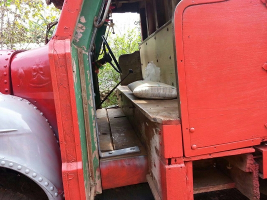 ขายรถเทนเลอสิบล้อหัวยาวเครื่อง145แรงม้า