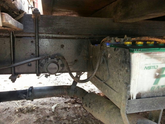 ขายรถเทนเลอสิบล้อหัวยาวเครื่อง145แรงม้า