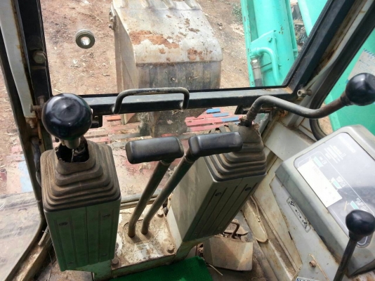 ขายรถแบคโฮซูมิโตโมsh75uuเก่านอก2เดือนครับ