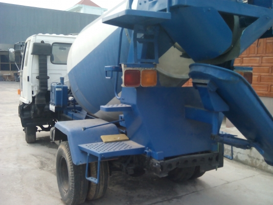 ขาย 6 ล้อโม่ปูน 3.คิวอิซูชุร็อคกี้ เครื่อง 195 แรงโม่แอร์เย็นยางใหม่ทำไหม่พร้อมใช้งานสนใจโทรฉลาดศิลป์ 0810707634