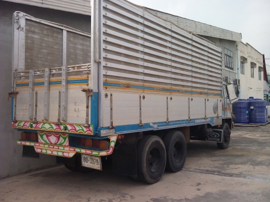 ขาย 10 ล้อล้องอิซูชุร็อคกี้ เครื่อง   195  แรงสนใจโทรฉลาดศิลป์ 0810707634