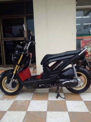 รุ่นใหม่ล่าสุดHonda Zoomer X ปี 2556 ตัว TOP คอมบายเบรค รถสวยเท่ห์สุดๆ รุ่นใหม่ล่าสุดHonda Zoomer X ปี 2556 ตัว TOP คอมบายเบรค รถสวยเท่ห์สุดๆ