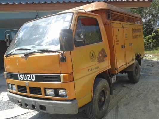 4  ล้อ อีซูสุ  ปี *36  เดิมๆ  พร้อมใช้งาน เล่มติดมือ...