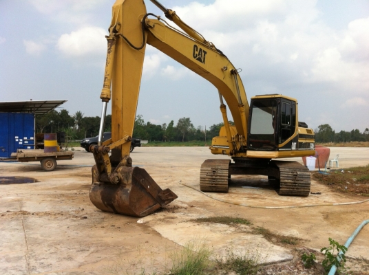 ขายด่วนรถแบคโฮ CAT 320 V2 พร้อมใช้งานสภาพดี เจ้าของขายเอง
