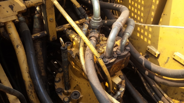 ขายด่วนรถแบคโฮ CAT 320 V2 พร้อมใช้งานสภาพดี เจ้าของขายเอง