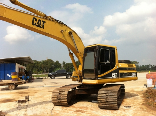 ขายด่วนรถแบคโฮ CAT 320 V2 พร้อมใช้งานสภาพดี เจ้าของขายเอง