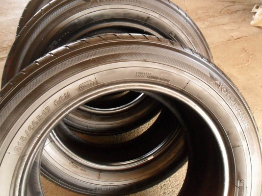 ยางขอบ17 โยโกฮาม่า 215-60-R17ลงพื้นปลายปี12 (4เส้น3,400บ)ดอกหนา ยางขอบ17 โยโกฮาม่า 215-60-R17ลงพื้นปลายปี12 (4เส้น3,400บ)ดอกหนา