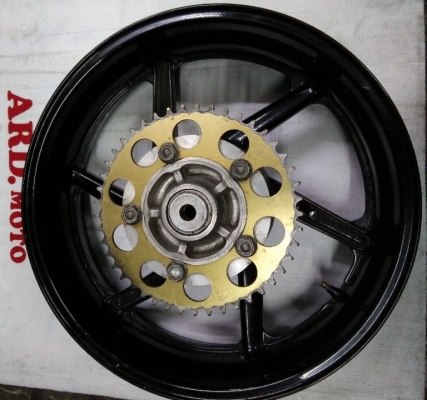 ล้อ CBR900 ปี 98 กระทะ 5 นิ้วครึ่ง ขอบ 17 ไม่ดุ้ง ไม่คด คู่ละ 10,000 บาท ล้อ CBR900 ปี 98 กระทะ 5 นิ้วครึ่ง ขอบ 17 ไม่ดุ้ง ไม่คด คู่ละ 10,000 บาท