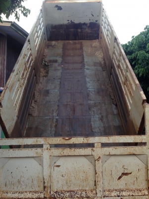 ขายไอ้หลง ปี 40 TD เบลคใหญ่เพลาบุ๋ม ซีXXX 4 พันกว่า เครื่อง 6D16 เกียร์ 10 speed