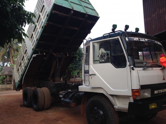 ขายไอ้หลง ปี 40 TD เบลคใหญ่เพลาบุ๋ม ซีXXX 4 พันกว่า เครื่อง 6D16 เกียร์ 10 speed