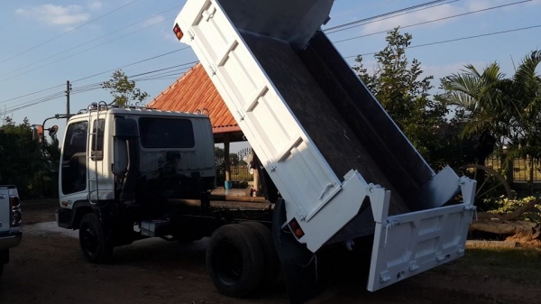 ขาย6ล้อดัมพ์ อีซูซุDECA195 6HE1 แชชซีสวยFRR ดัมพ์5คิว แอร์เย็น พ.เพาเวอร์เบรคทิ๊ฟฟี่ สภาพพร้อมลุยงาน เฟืองท้ายFBR ขาย6ล้อดัมพ์ อีซูซุDECA195 6HE1 แชชซีสวยFRR ดัมพ์5คิว แอร์เย็น พ.เพาเวอร์เบรคทิ๊ฟฟี่ สภาพพร้อมลุยงาน เฟืองท้ายFBR