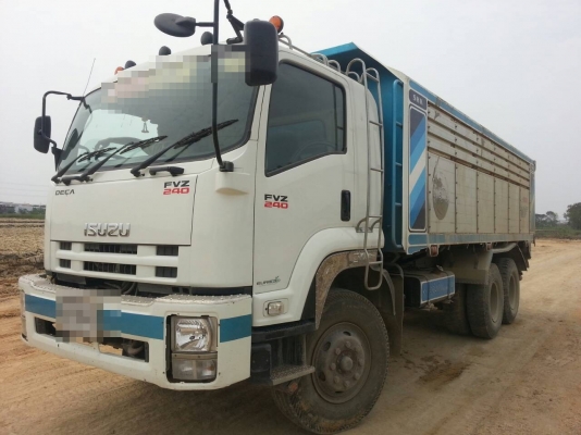 รถอีซูซุ 10 ล้อดั้ม FVZ 240 แรงม้า. ปี 55  ( มีขาย 10 คัน.)  ( รถวิ่ง  4x,xxx - 5x,xxx กว่า กม. )     สนใจติดต่อ 081 - 6079515