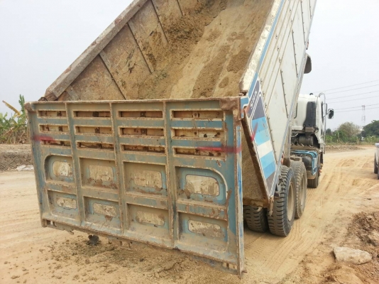 รถอีซูซุ 10 ล้อดั้ม FVZ 240 แรงม้า. ปี 55  ( มีขาย 10 คัน.)  ( รถวิ่ง  4x,xxx - 5x,xxx กว่า กม. )     สนใจติดต่อ 081 - 6079515