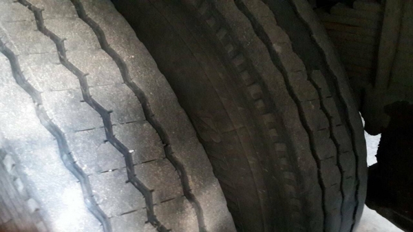 รถอีซูซุ 10 ล้อ รั้ว ( ไม่ดั้ม )  230 แรงม้า. ปี 48  สนใจติดต่อ  081 - 6079515