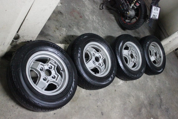 ขายล้อ ลายบวก Cross ขอบ13 4/114 // 2100บาท