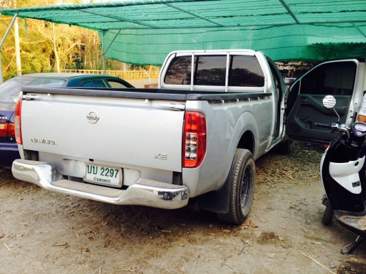 Navara ปี54 ตอนเดียวพร้อยลุย Navara ปี54 ตอนเดียวพร้อยลุย