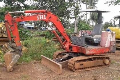 ขายแบคโฮ IHI 30GX  พร้อมอินวอยด์