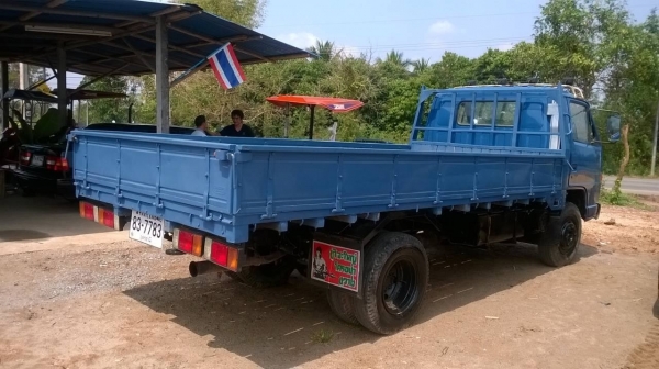 ขาย 6 ล้อ NPR รถห้างปี 35 กระบะยาว 4.30 เมตร เครื่อง 4BD1 115 แรงม้า คัสซีสวยตลอดเส้น เกียร์ยาว ทะเบียนพร้อมโอน ราคาต่อรองได้ครับ