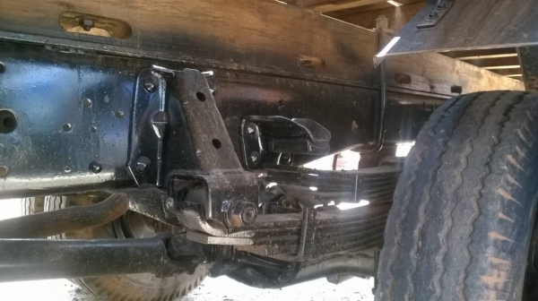 ขาย 6 ล้อ NPR รถห้างปี 35 กระบะยาว 4.30 เมตร เครื่อง 4BD1 115 แรงม้า คัสซีสวยตลอดเส้น เกียร์ยาว ทะเบียนพร้อมโอน ราคาต่อรองได้ครับ