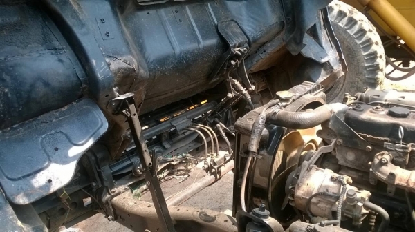 ขาย 6 ล้อ NPR รถห้างปี 35 กระบะยาว 4.30 เมตร เครื่อง 4BD1 115 แรงม้า คัสซีสวยตลอดเส้น เกียร์ยาว ทะเบียนพร้อมโอน ราคาต่อรองได้ครับ