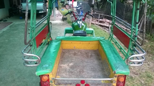 ขายรถ 3 ล้อเครื่อง สภาพสวยพร้อมใช้ เครื่อง 150 ซีซี สตาร์ทมือ ระบบไฟครบ มีทะเบียนครับ ราคาต่อรองได้ ขายรถ 3 ล้อเครื่อง สภาพสวยพร้อมใช้ เครื่อง 150 ซีซี สตาร์ทมือ ระบบไฟครบ มีทะเบียนครับ ราคาต่อรองได้