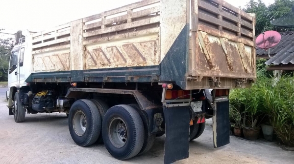 ขายISUZU DECA270ปี50แมคโหลด ขาย1800000ติดต่อ0813467572